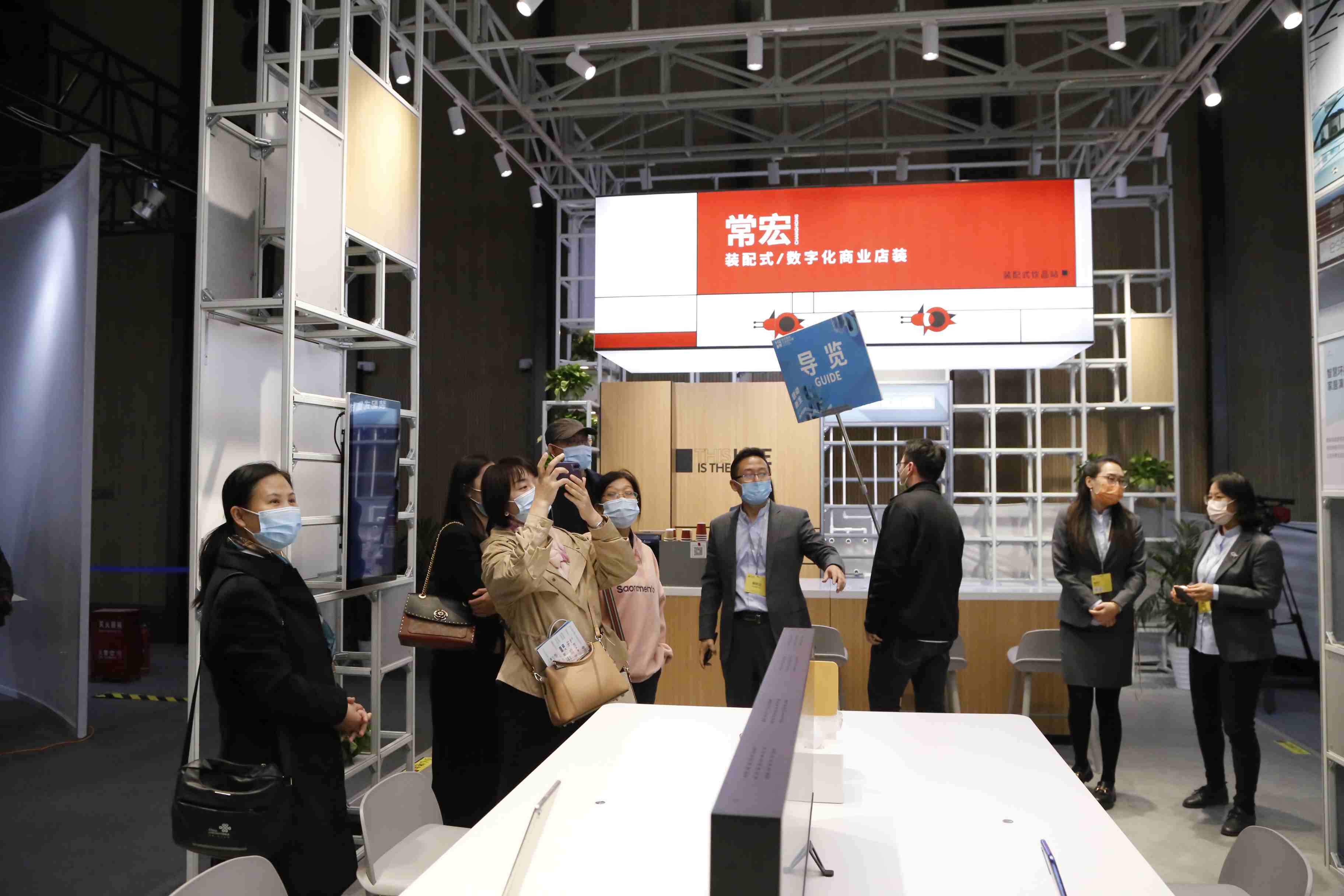 常宏聚焦&ldquo;低碳、裝配式、數(shù)字化店裝&rdquo;展出商業(yè)店裝系統(tǒng)集成